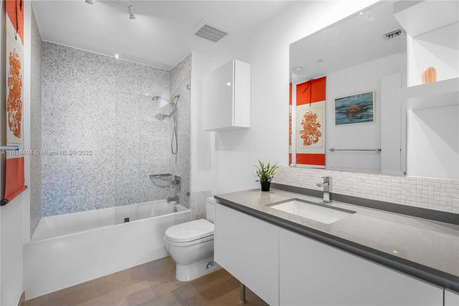 Small Image of 68 SOUTH EAST 6TH ST #1704, Miami Number 13