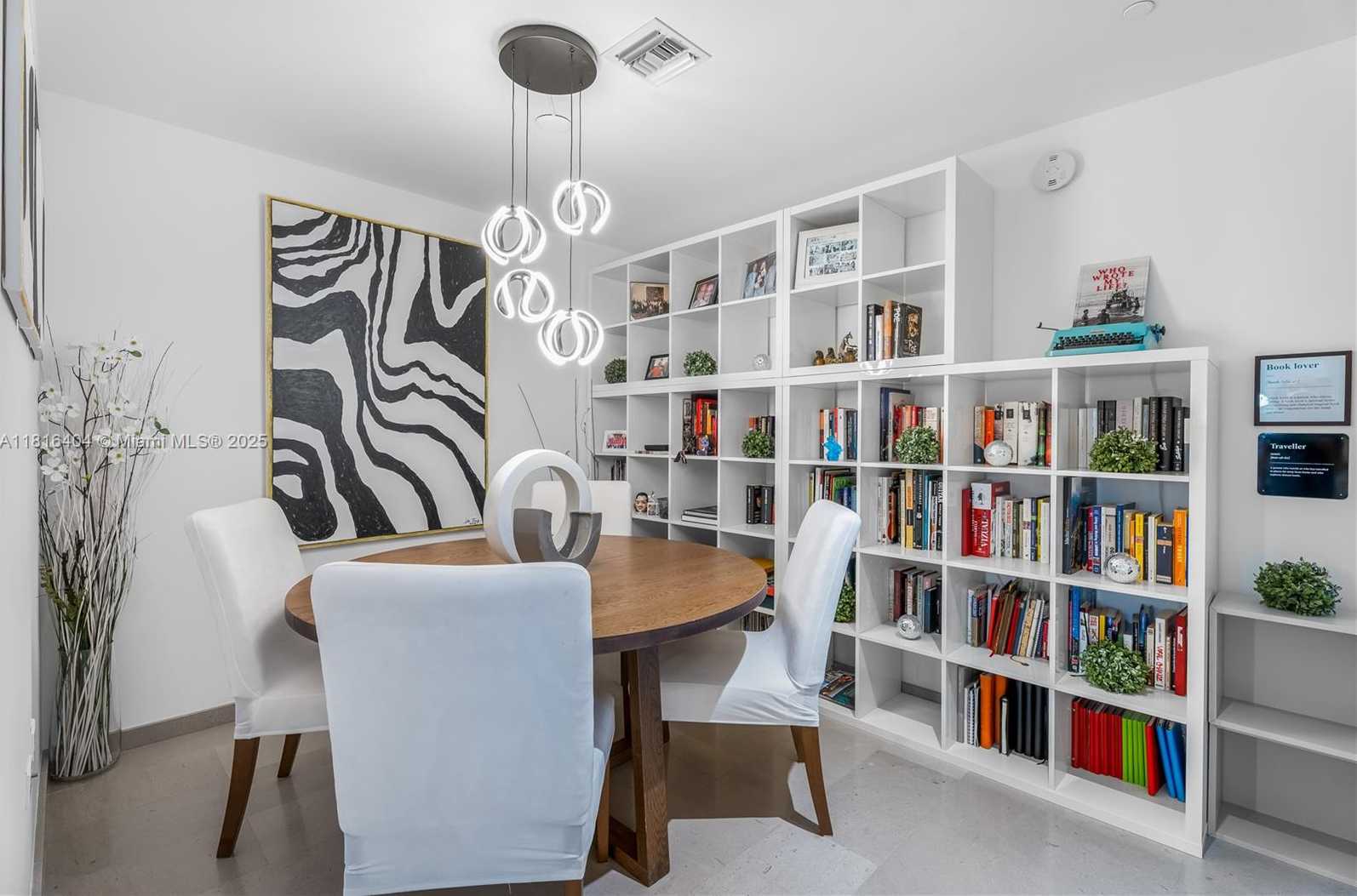 Small Image of 68 SOUTH EAST 6TH ST #1704, Miami Number 14