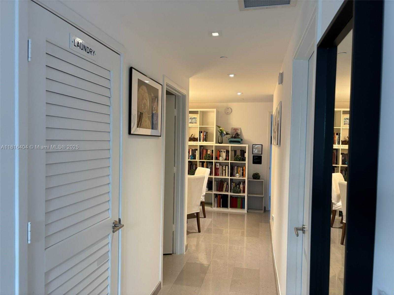 Small Image of 68 SOUTH EAST 6TH ST #1704, Miami Number 16