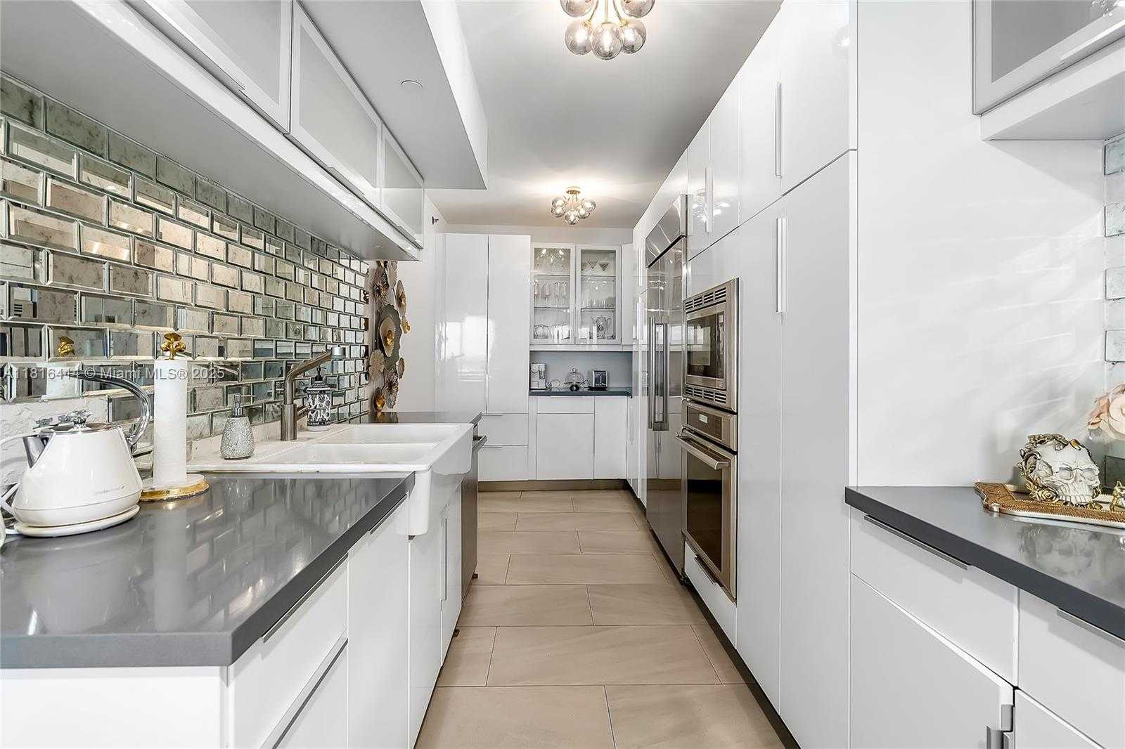 Small Image of 1800 SOUTH OCEAN DR #2208, Hallandale Beach Number 11