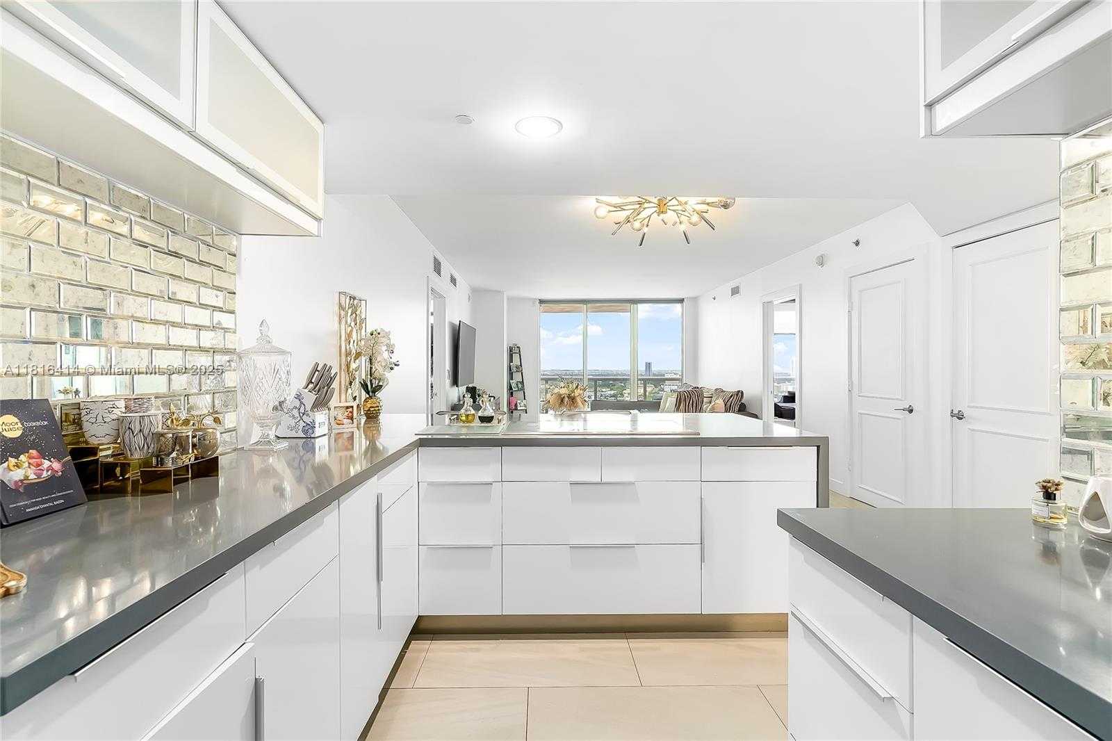 Small Image of 1800 SOUTH OCEAN DR #2208, Hallandale Beach Number 15