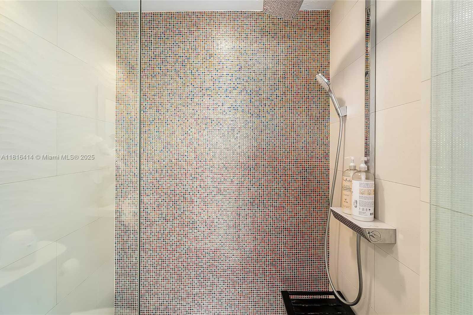 Small Image of 1800 SOUTH OCEAN DR #2208, Hallandale Beach Number 25