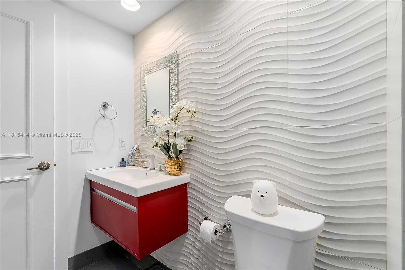 Small Image of 1800 SOUTH OCEAN DR #2208, Hallandale Beach Number 26
