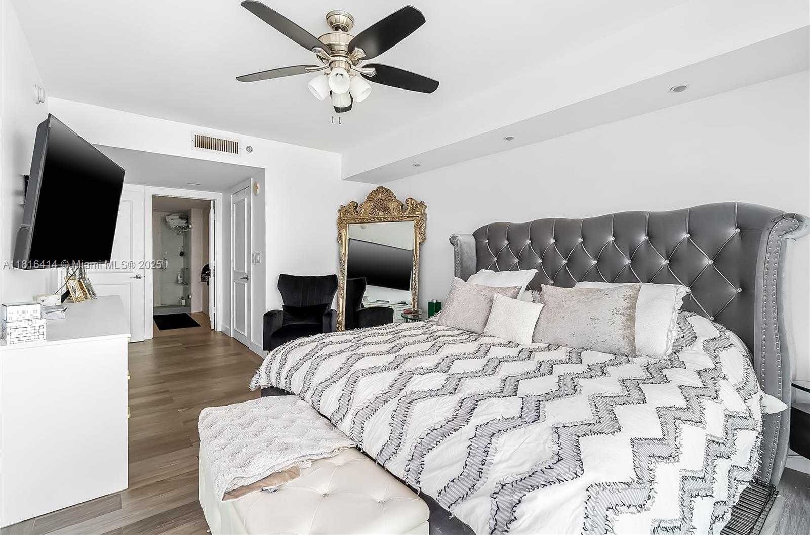 Small Image of 1800 SOUTH OCEAN DR #2208, Hallandale Beach Number 29