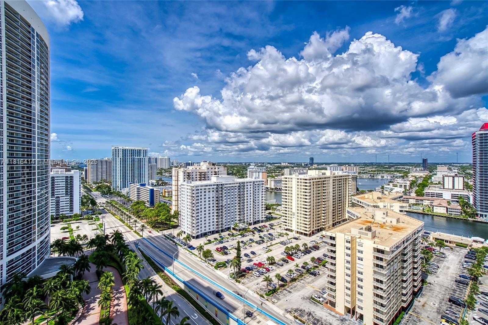 Small Image of 1800 SOUTH OCEAN DR #2208, Hallandale Beach Number 39