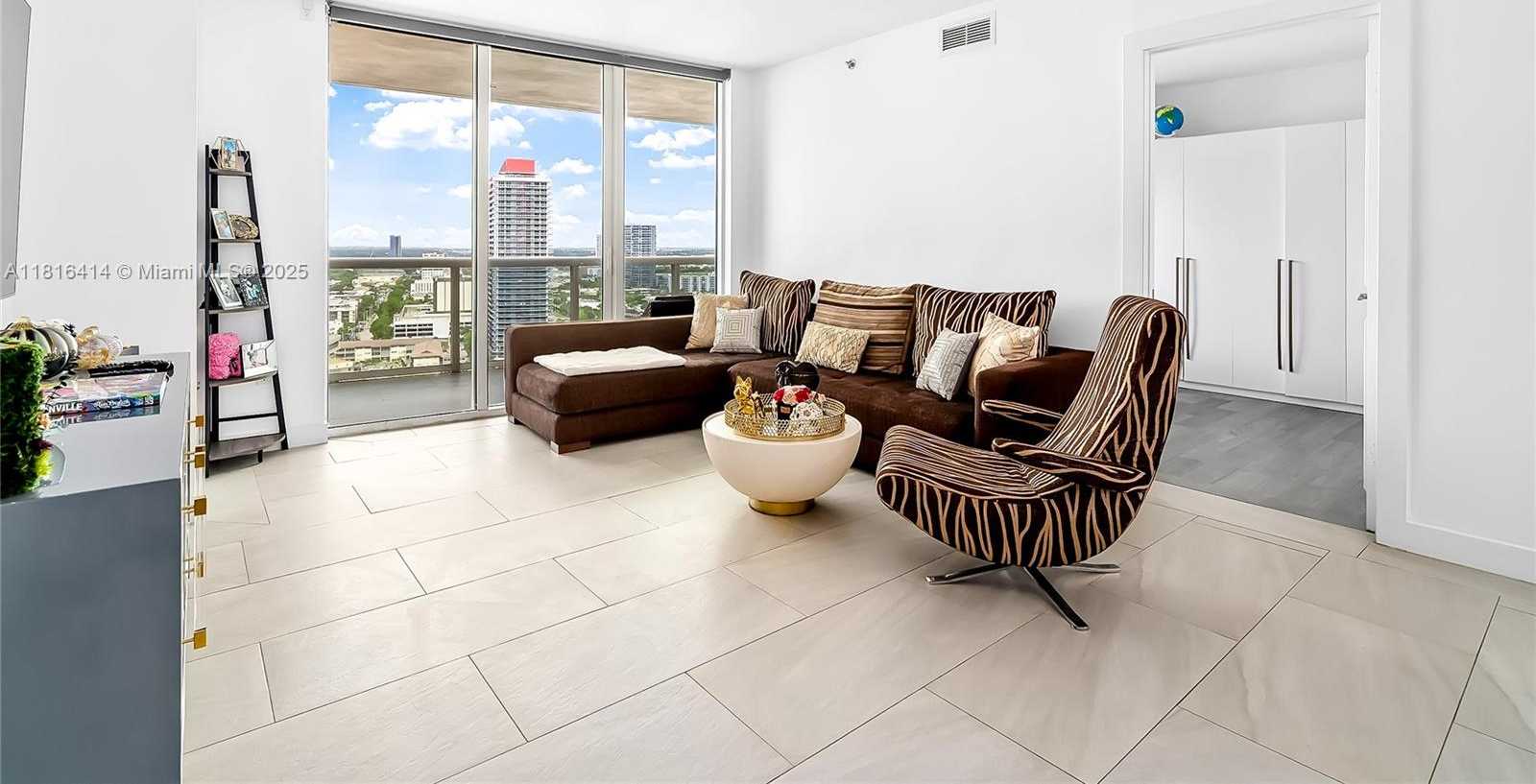 Small Image of 1800 SOUTH OCEAN DR #2208, Hallandale Beach Number 5