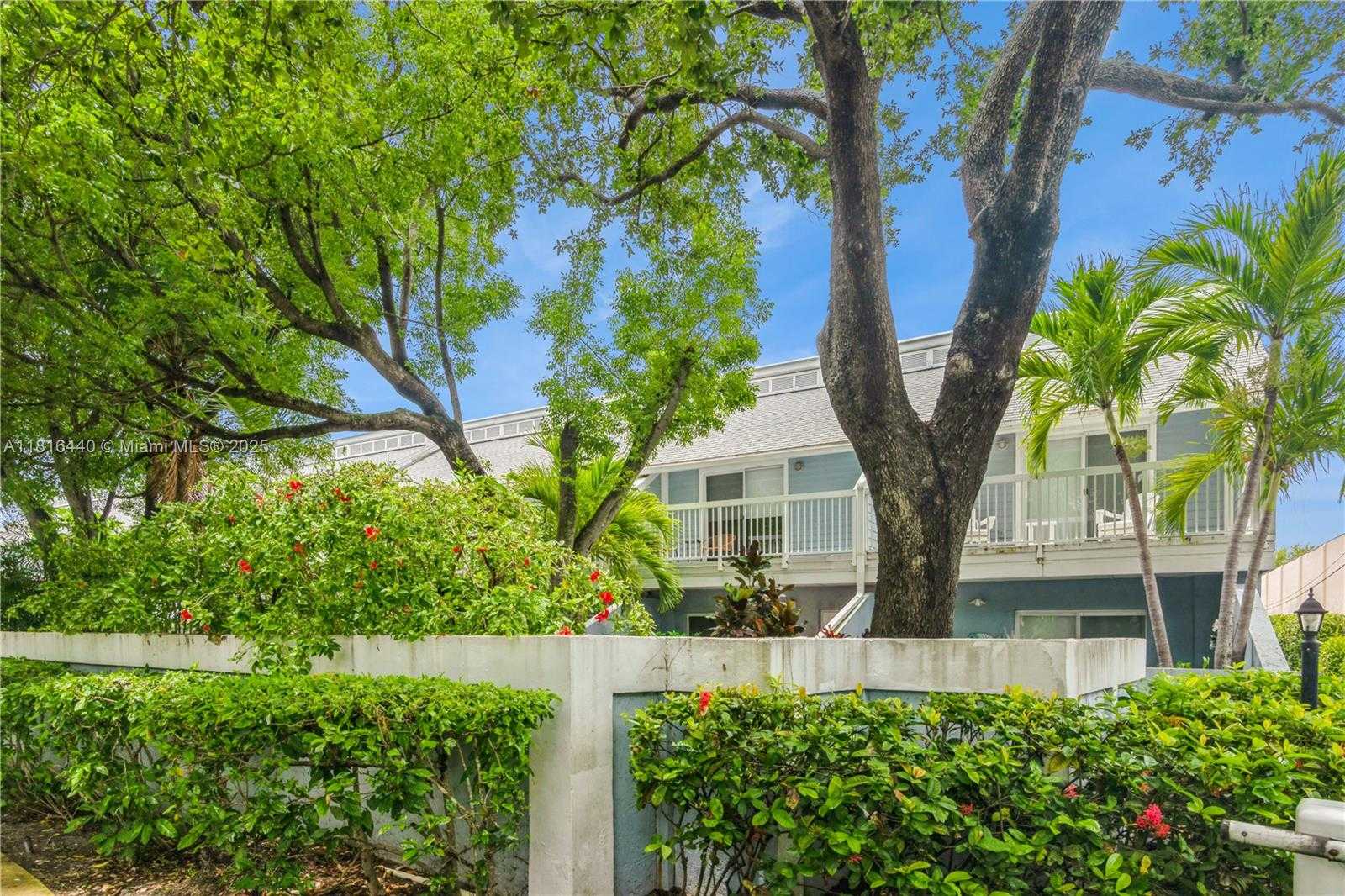 Small Image of 798 CRANDON BLVD #55-B, Key Biscayne Number 17