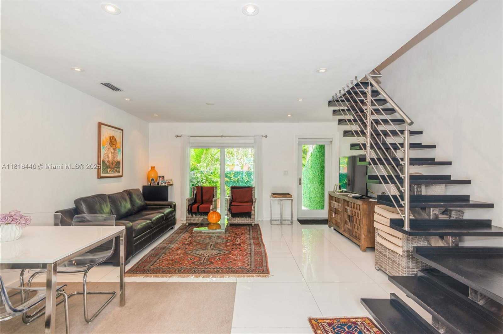 Small Image of 798 CRANDON BLVD #55-B, Key Biscayne Number 3
