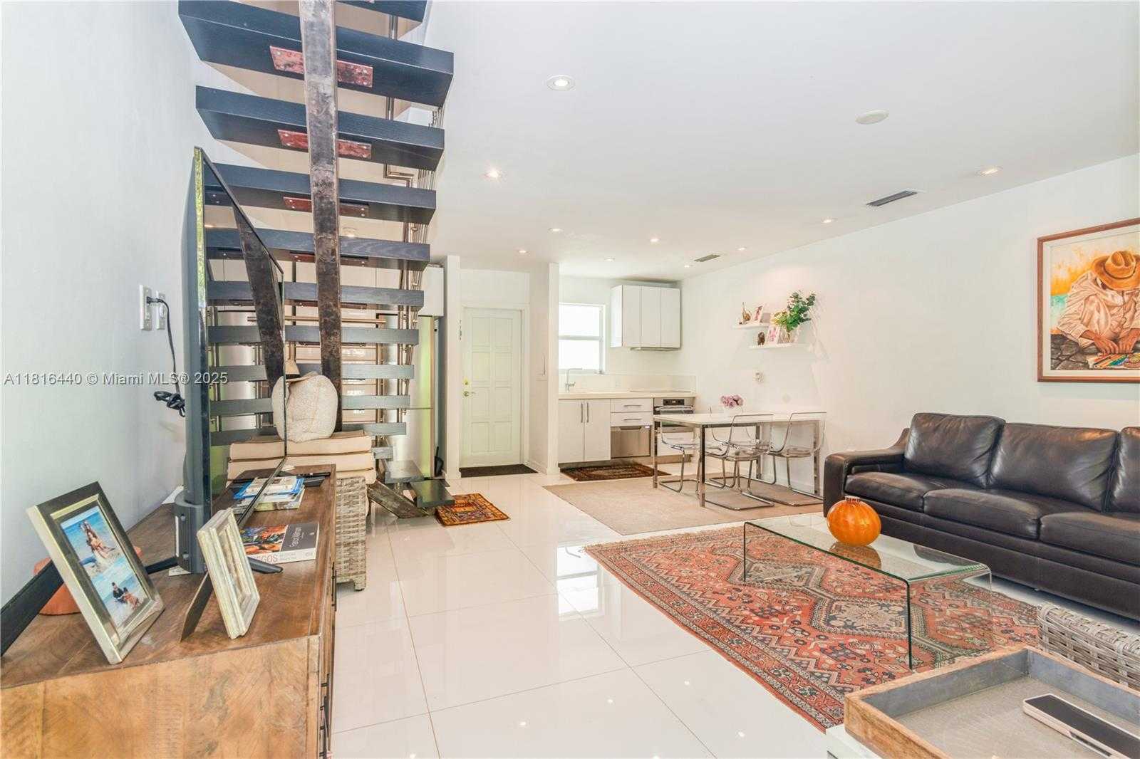 Small Image of 798 CRANDON BLVD #55-B, Key Biscayne Number 7