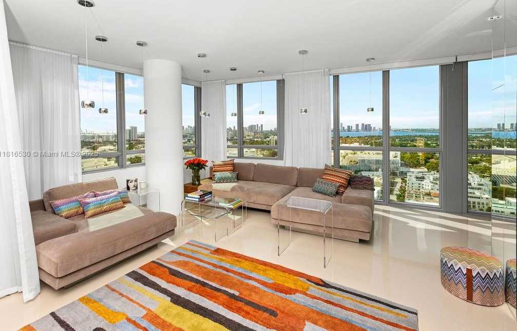Small Image of 101 20 #2802/2804, Miami Beach Number 3