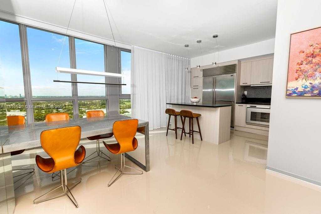Small Image of 101 20 #2802/2804, Miami Beach Number 6