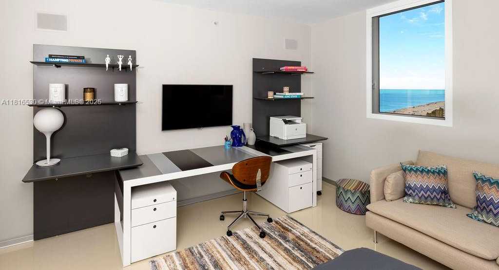 Small Image of 101 20 #2802/2804, Miami Beach Number 9