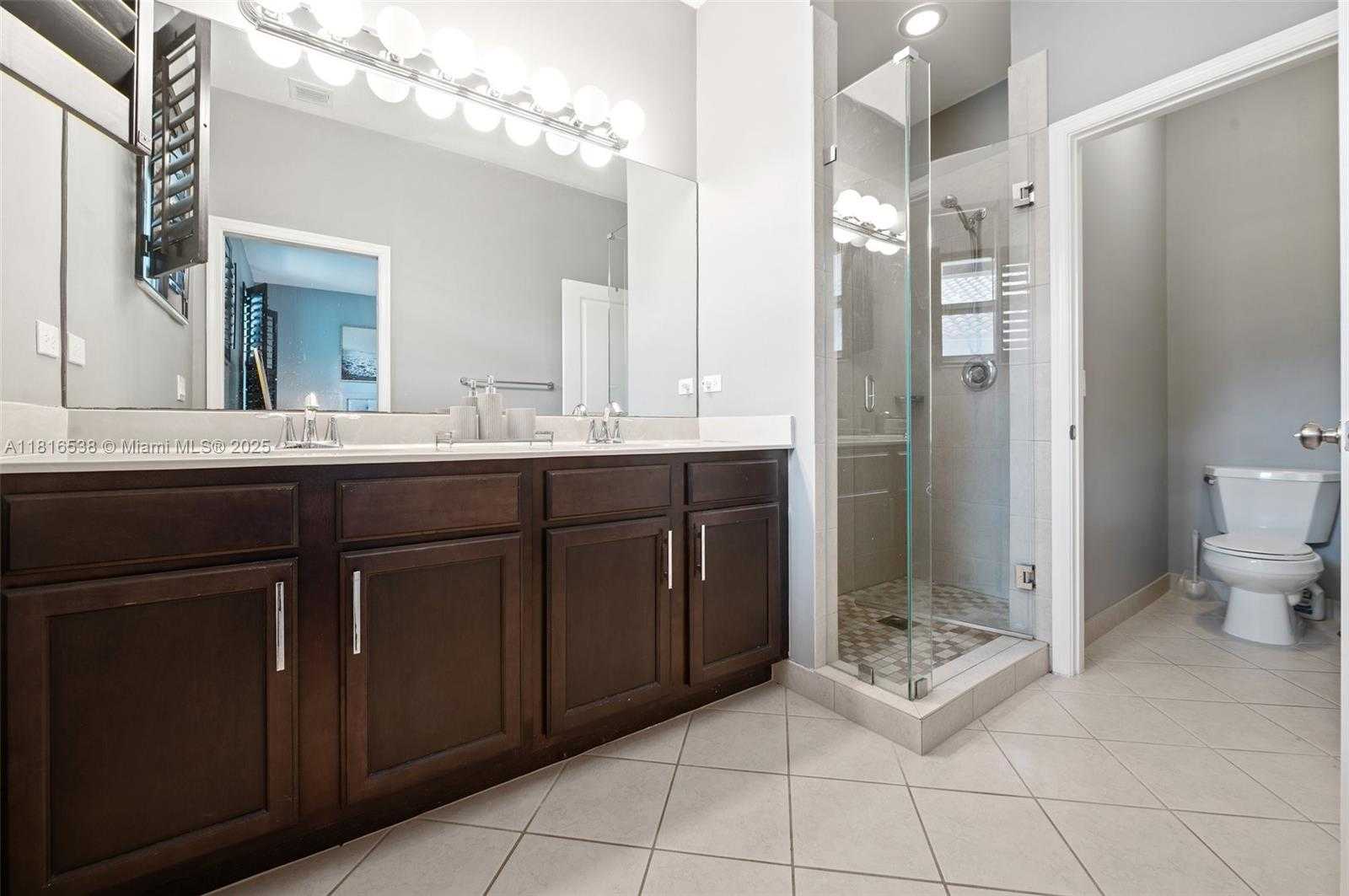 Small Image of 4164 CASCADA CIR, Cooper City Number 16