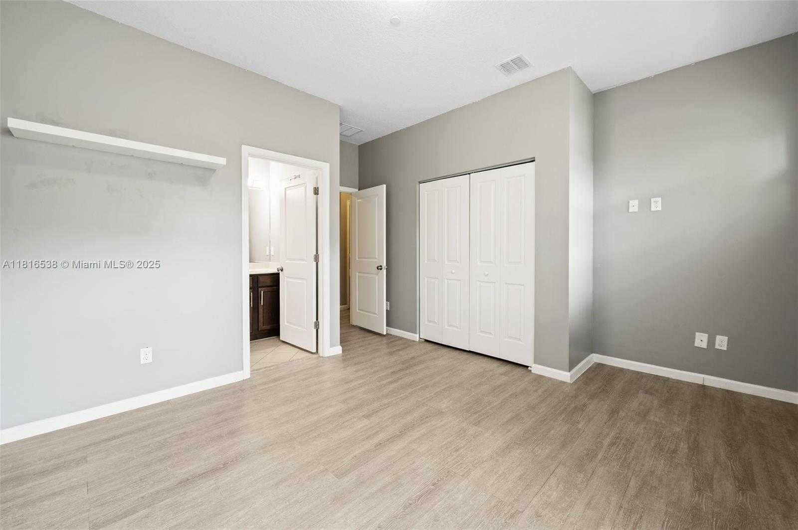 Small Image of 4164 CASCADA CIR, Cooper City Number 19