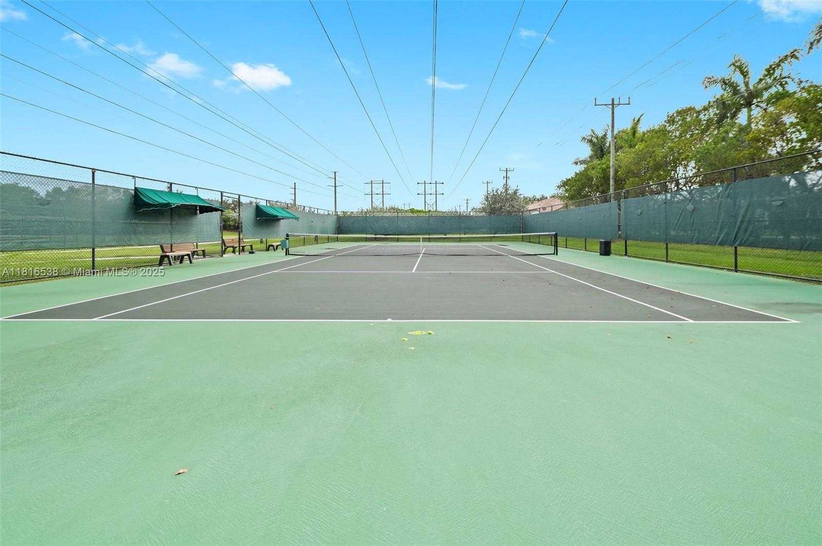 Small Image of 4164 CASCADA CIR, Cooper City Number 31