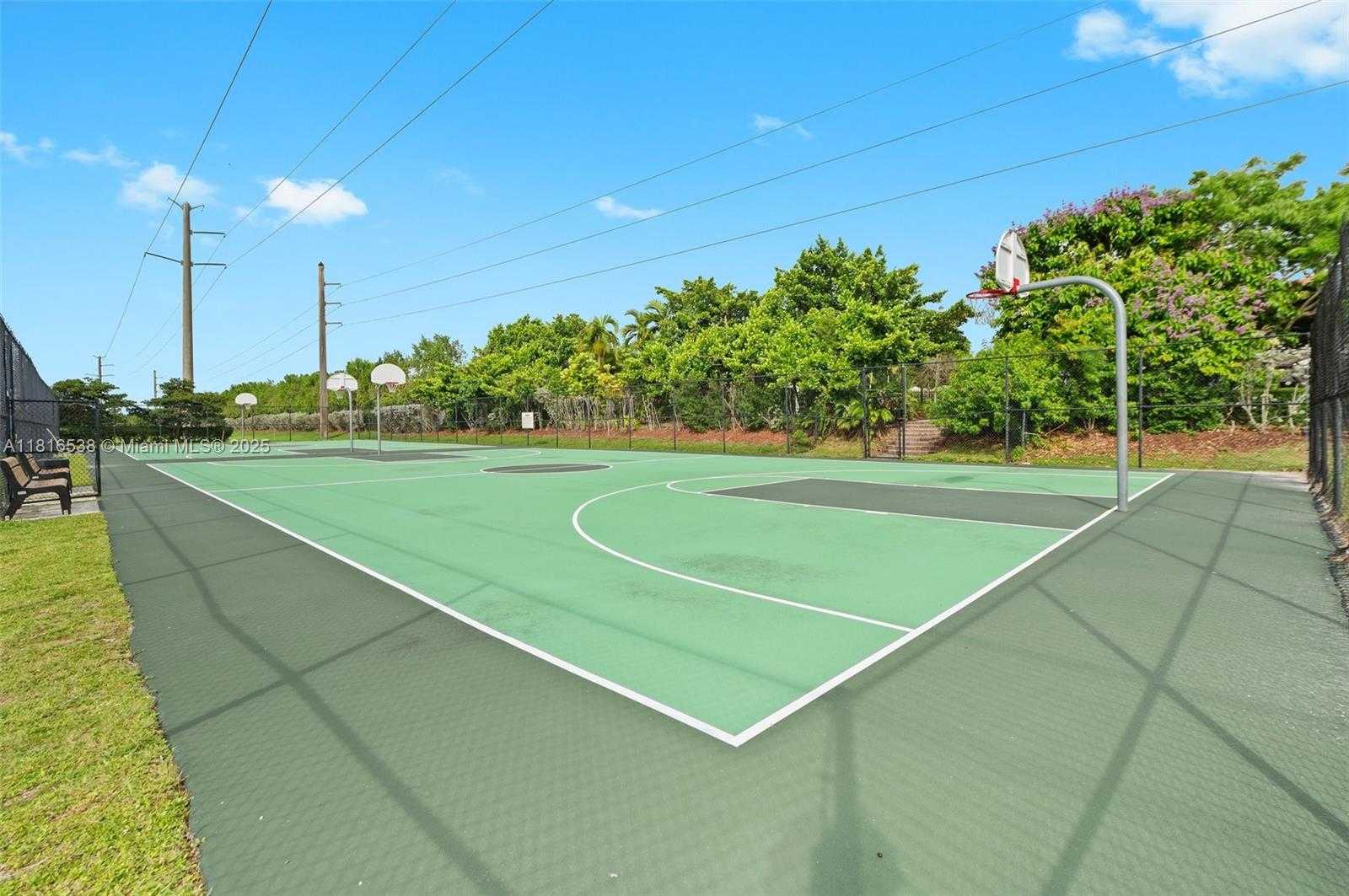 Small Image of 4164 CASCADA CIR, Cooper City Number 32