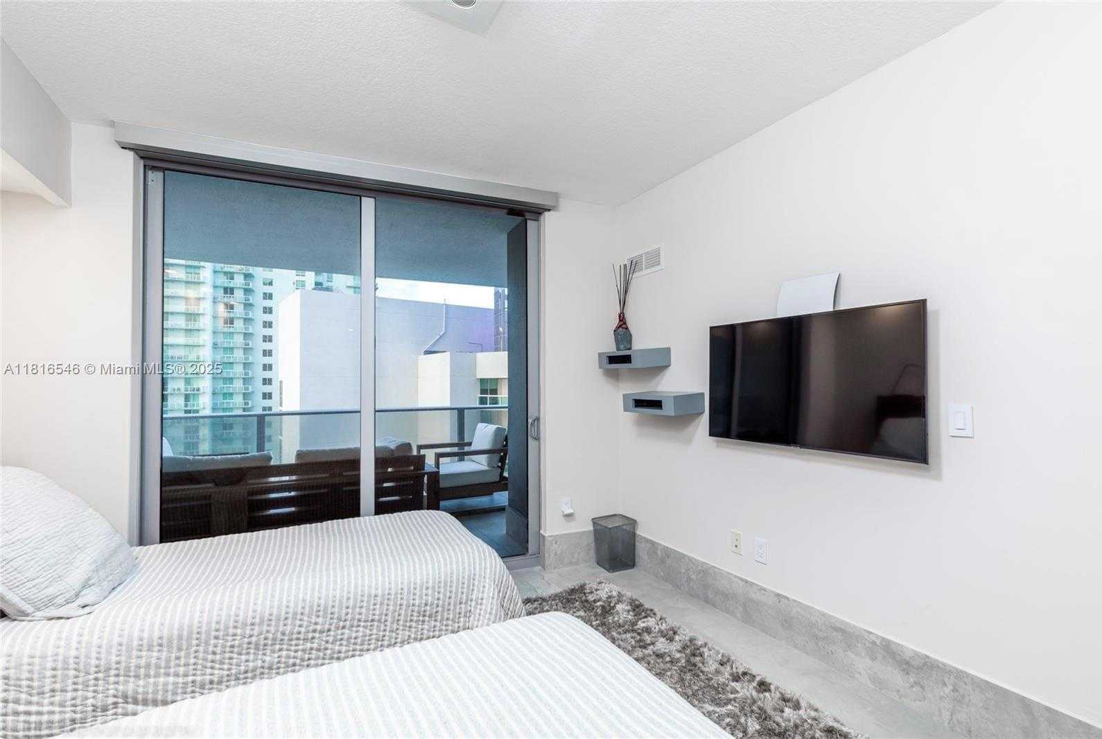 Small Image of 488 NORTH EAST 18TH ST #3911, Miami Number 17