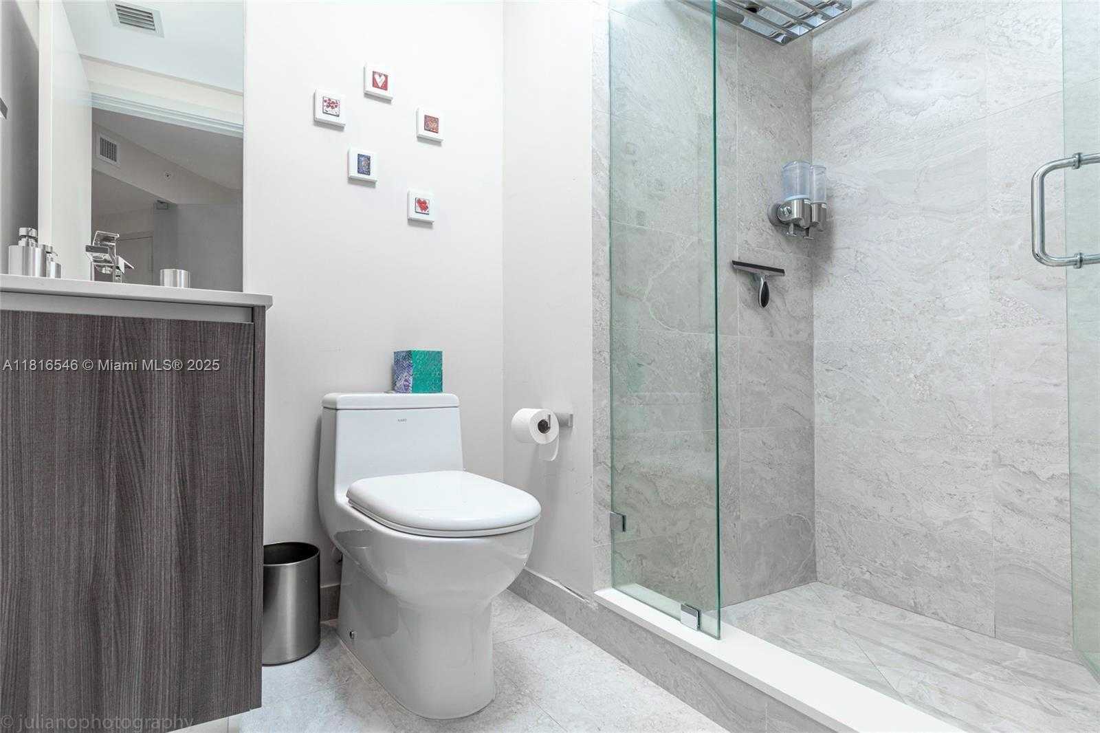Small Image of 488 NORTH EAST 18TH ST #3911, Miami Number 23