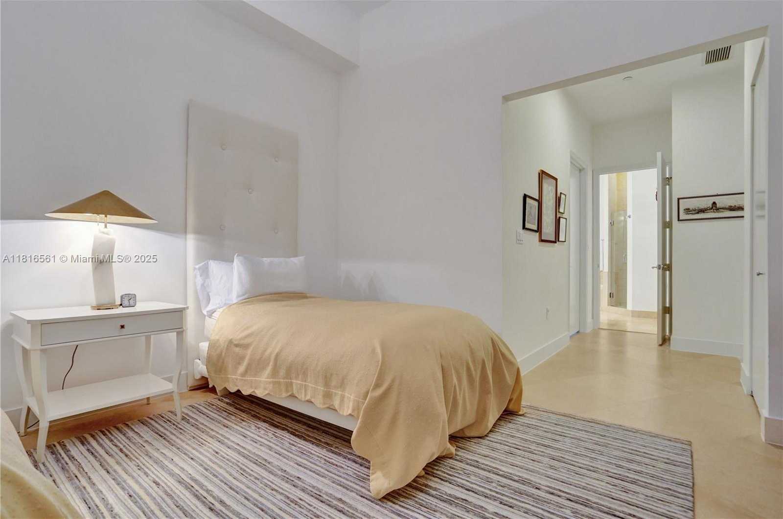 Small Image of 20000 EAST COUNTRY CLUB DR #112, Aventura Number 16