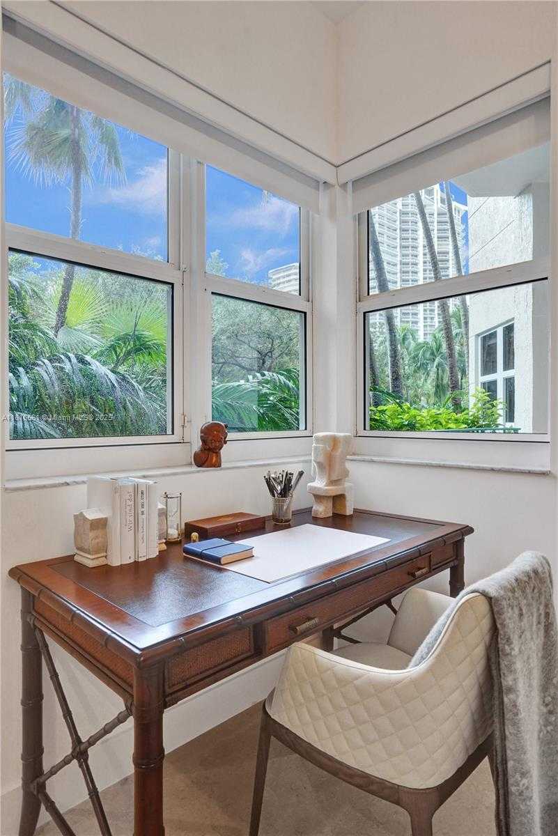Small Image of 20000 EAST COUNTRY CLUB DR #112, Aventura Number 27