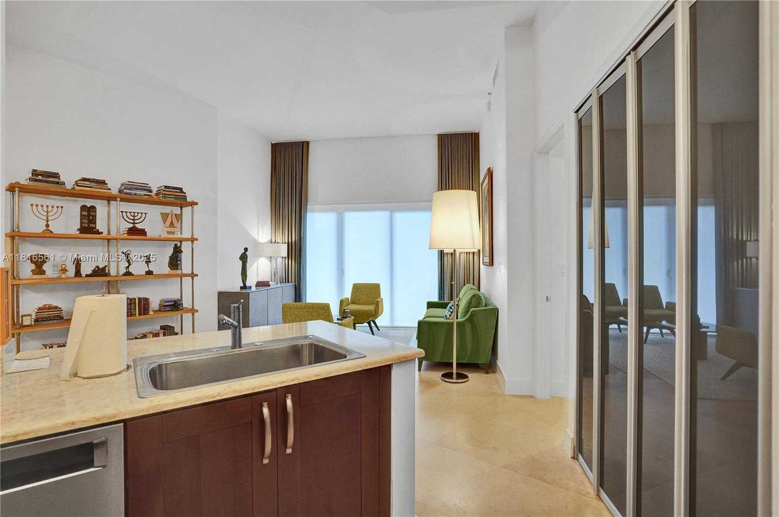 Small Image of 20000 EAST COUNTRY CLUB DR #112, Aventura Number 49
