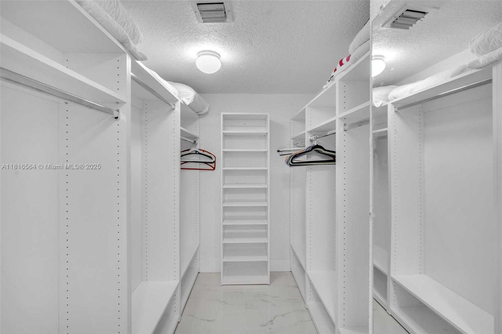 Small Image of 2501 SOUTH OCEAN DR #1218, Hollywood Number 13