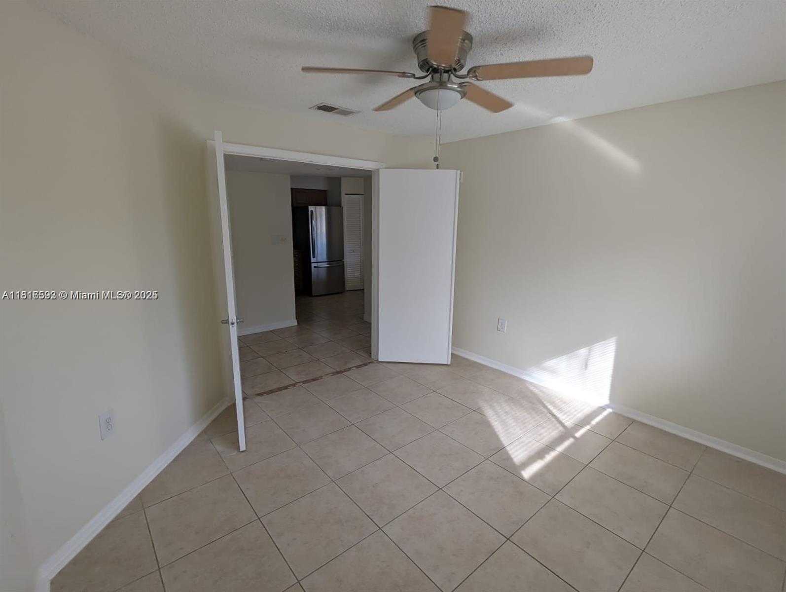 Small Image of 15201 GLENMOOR DR #15201, West Palm Beach Number 16