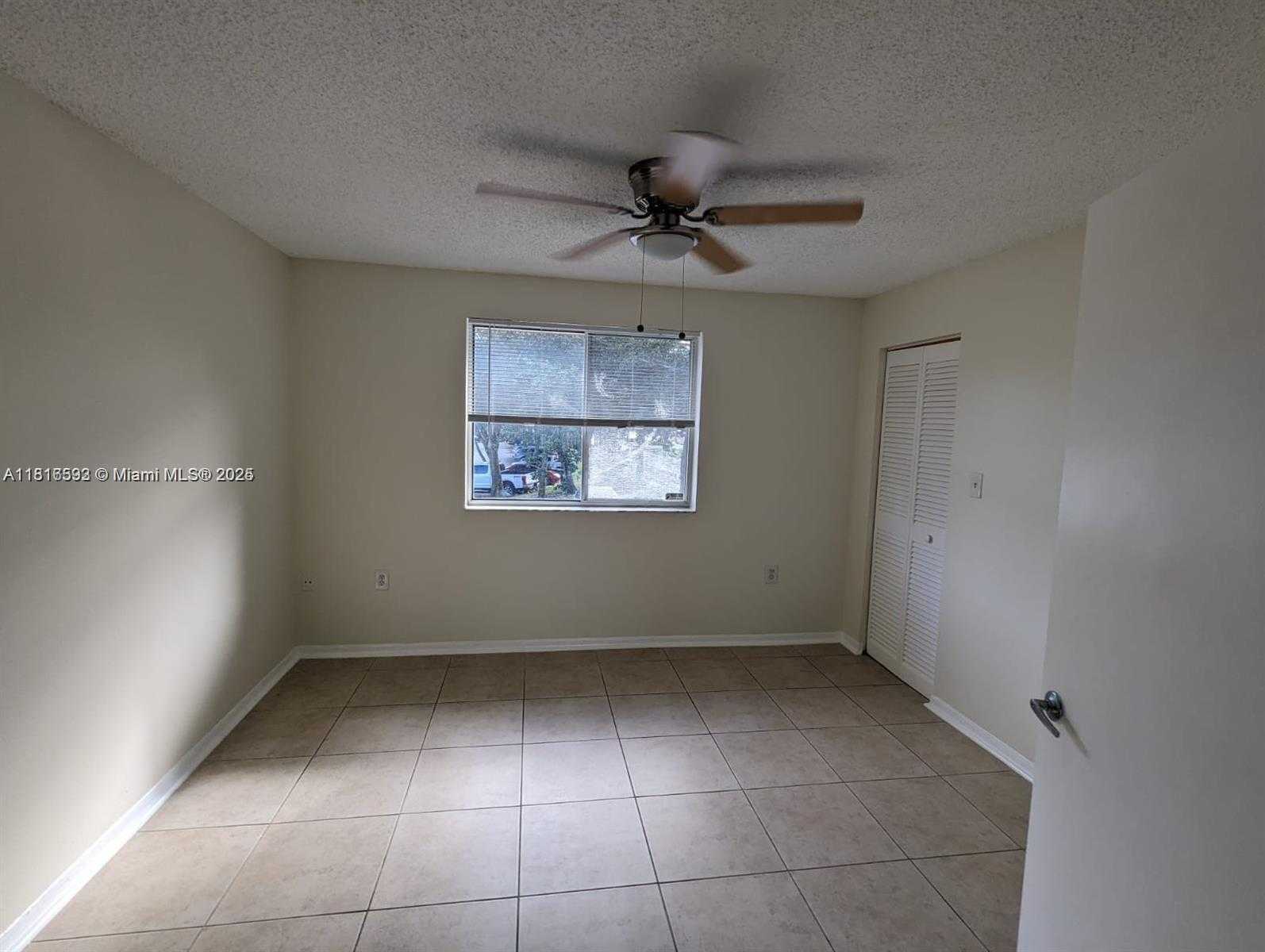 Small Image of 15201 GLENMOOR DR #15201, West Palm Beach Number 17