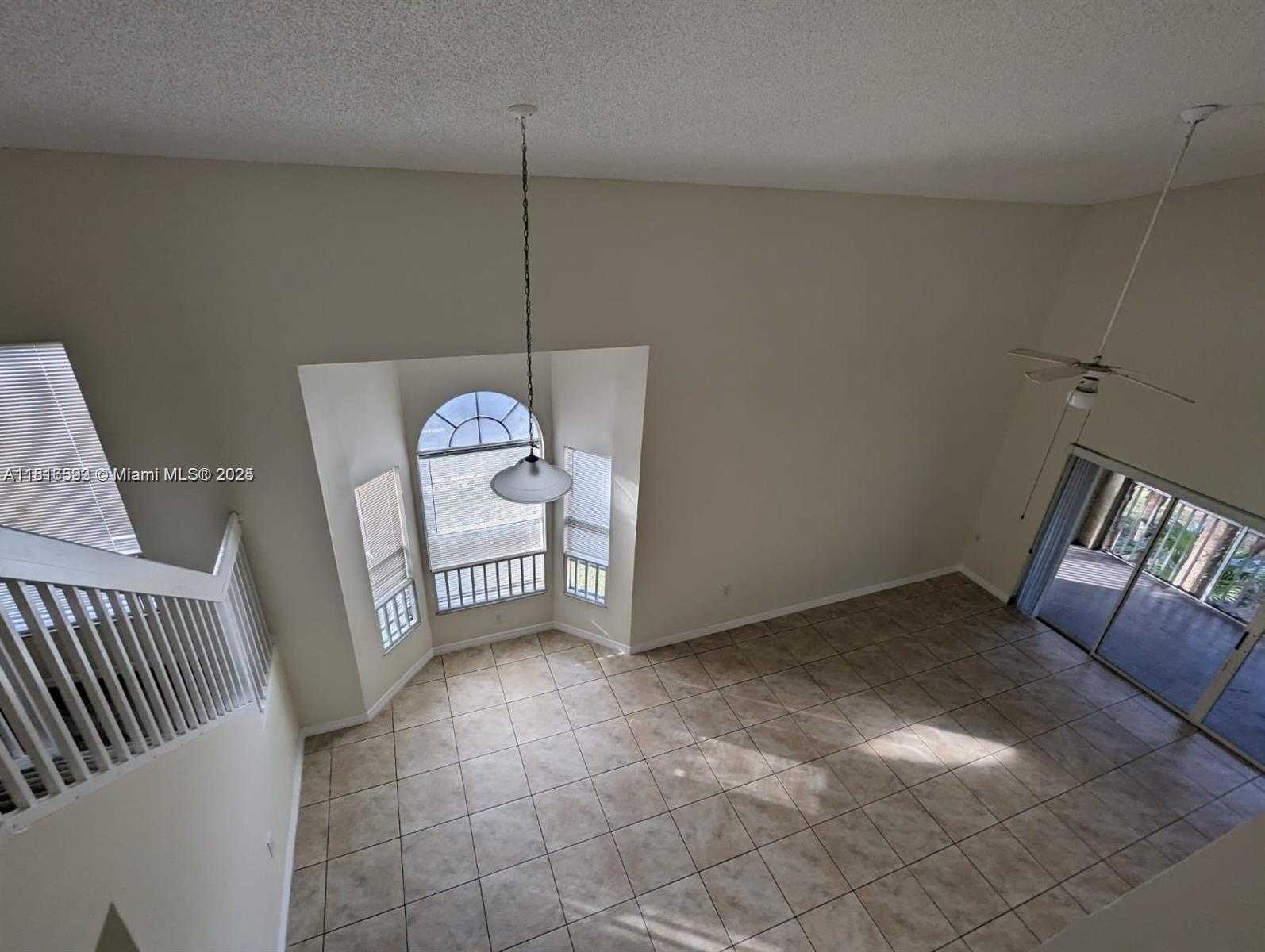 Small Image of 15201 GLENMOOR DR #15201, West Palm Beach Number 7