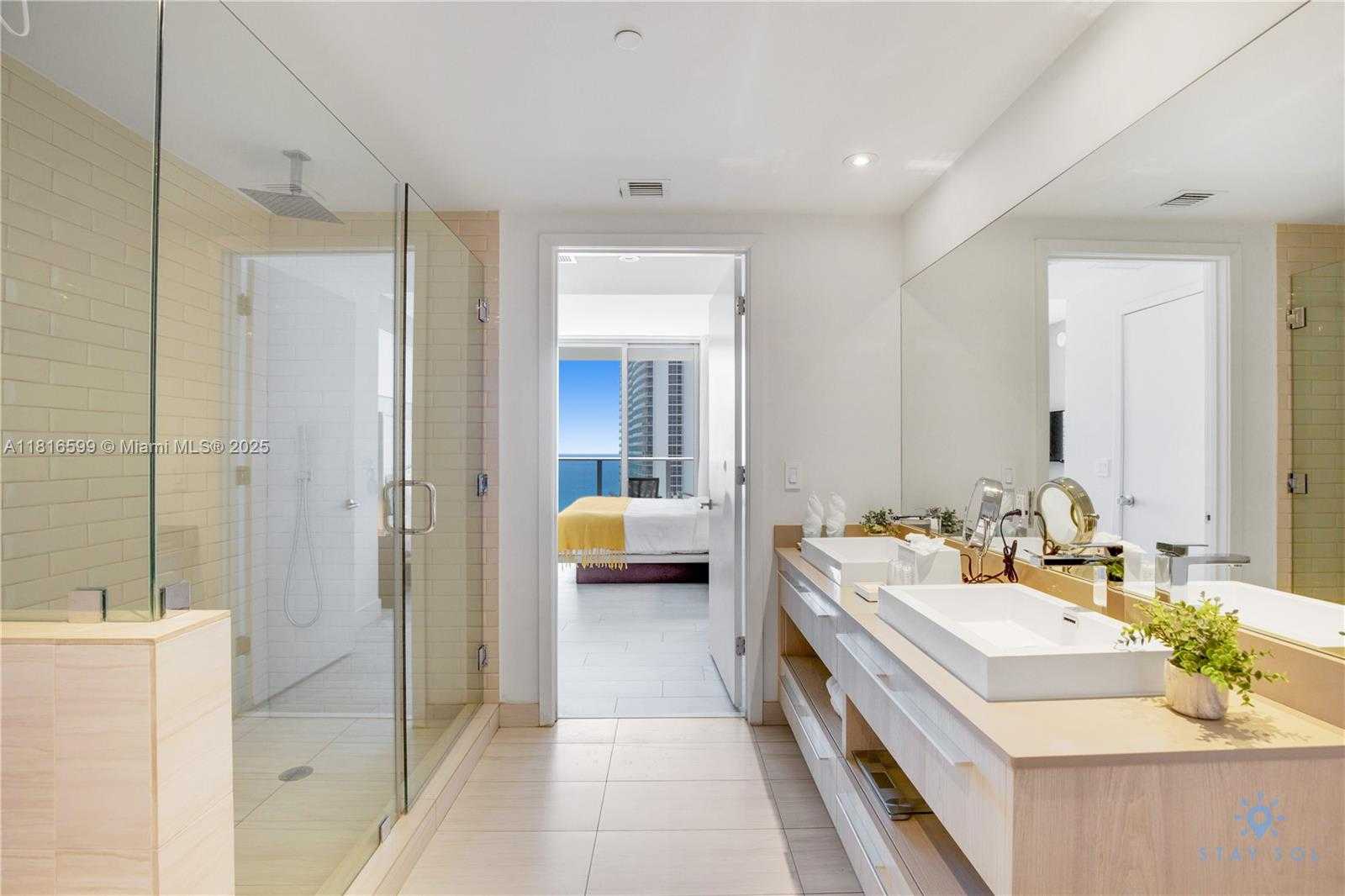 Small Image of 4010 SOUTH OCEAN DR #R1605, Hollywood Number 11