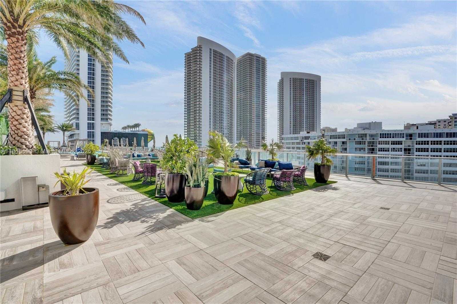 Small Image of 4010 SOUTH OCEAN DR #R1605, Hollywood Number 20