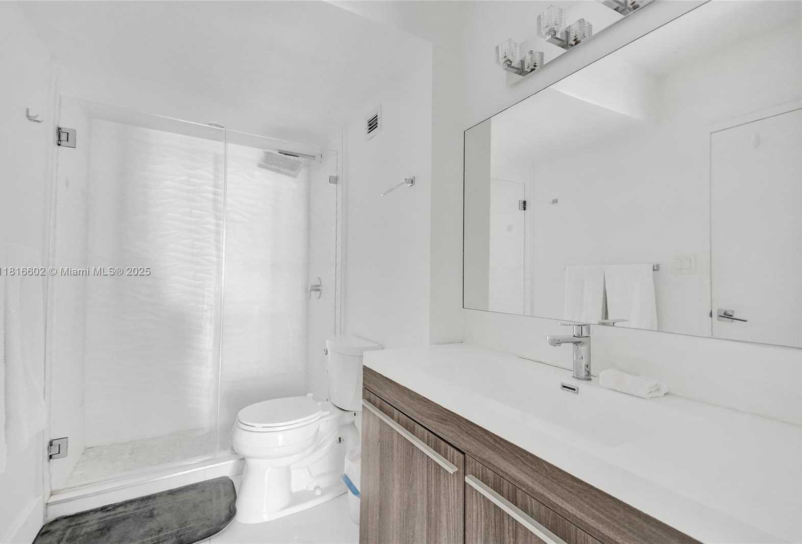 Small Image of 100 LINCOLN RD #927, Miami Beach Number 23