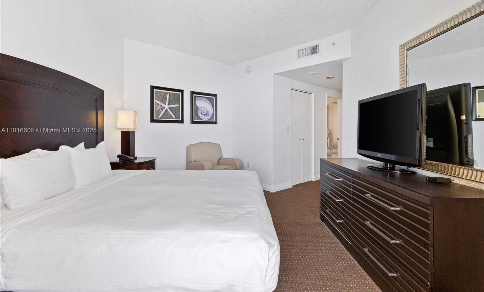Small Image of 17375 COLLINS AVE #1908, Sunny Isles Beach Number 21