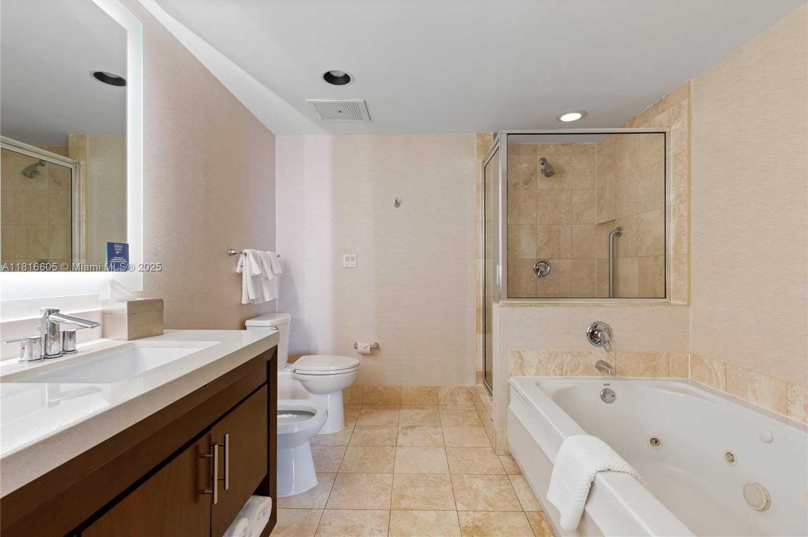 Small Image of 17375 COLLINS AVE #1908, Sunny Isles Beach Number 23