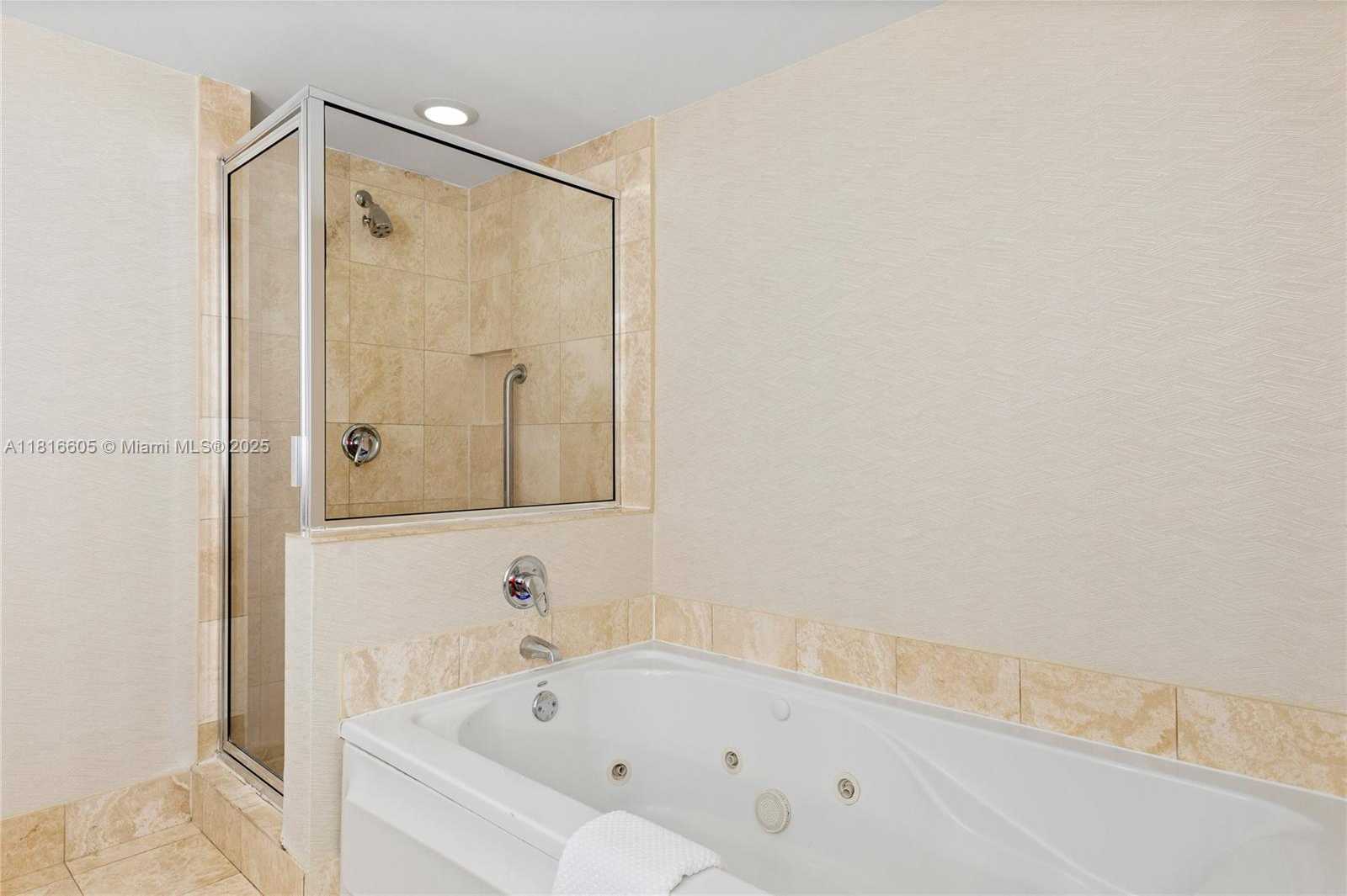 Small Image of 17375 COLLINS AVE #1908, Sunny Isles Beach Number 24