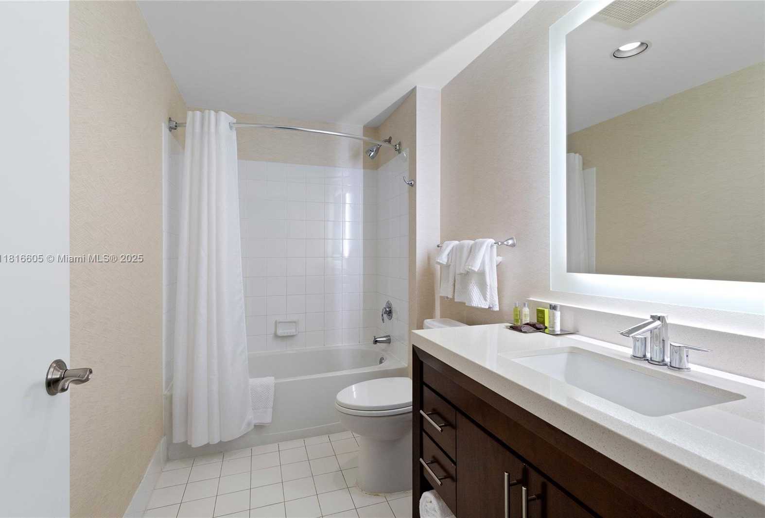 Small Image of 17375 COLLINS AVE #1908, Sunny Isles Beach Number 28