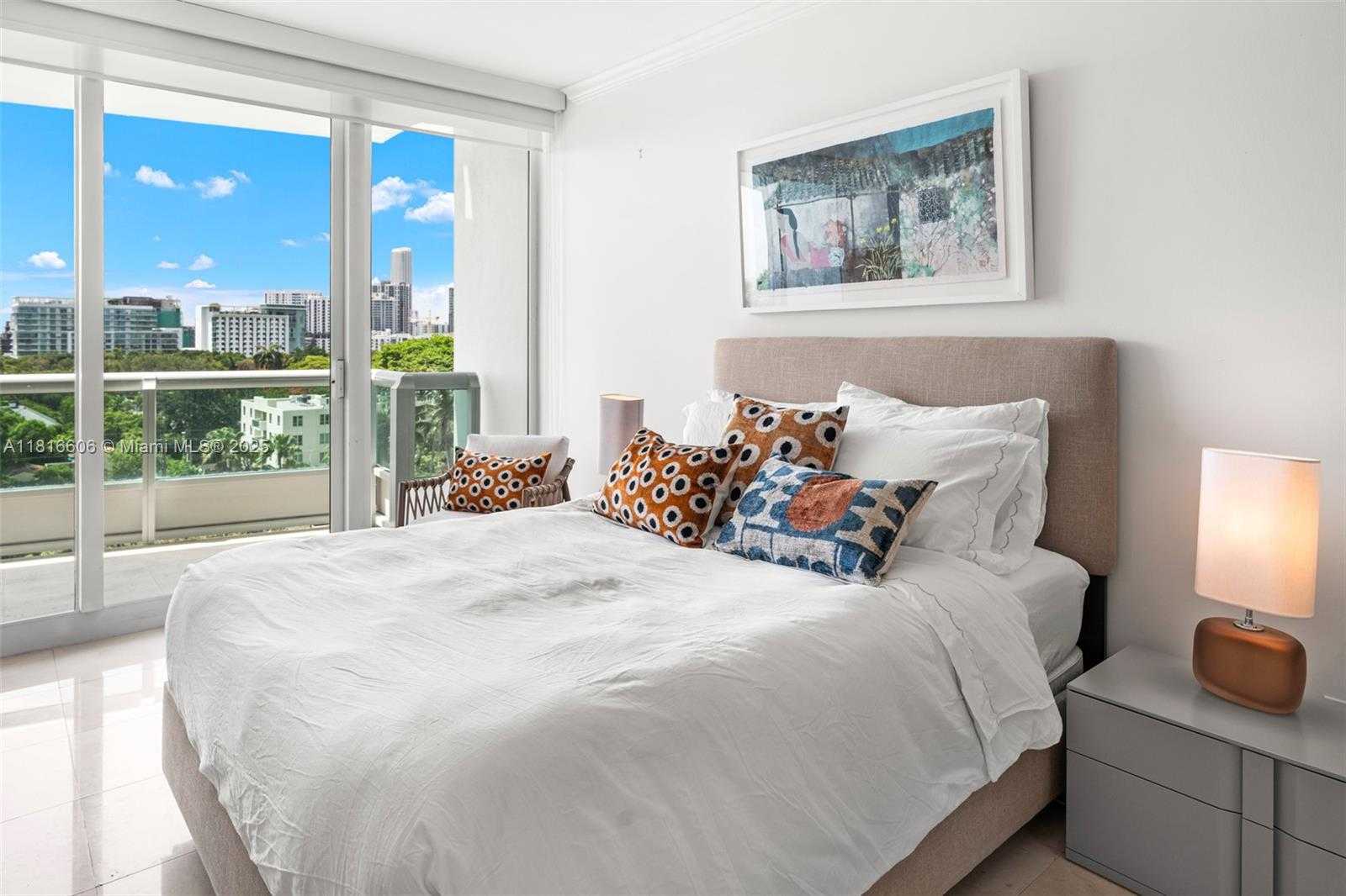 Small Image of 1643 BRICKELL AVE #1004, Miami Number 15