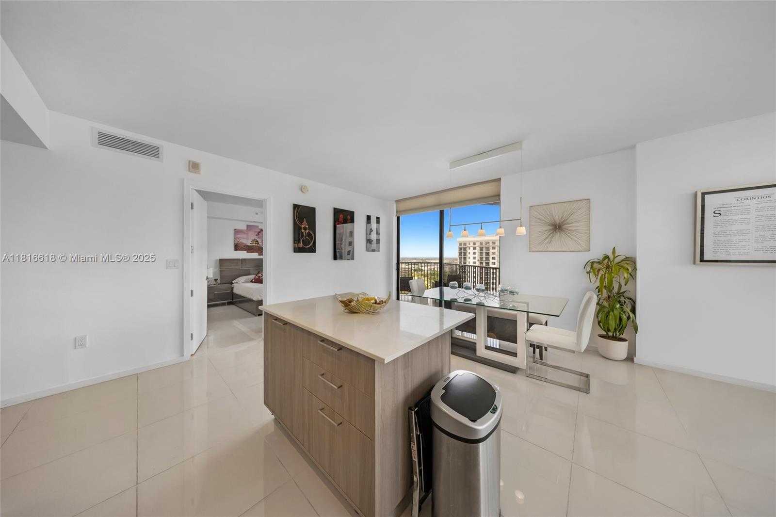 Small Image of 5252 NORTH WEST 85TH AVE #1701, Doral Number 8