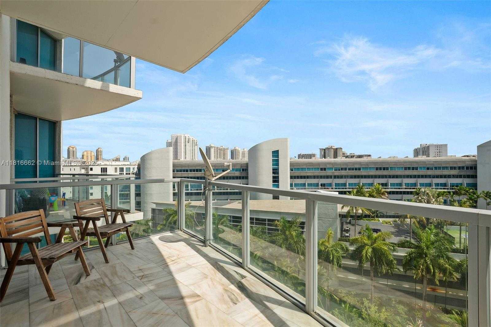Small Image of 3029 NORTH EAST 188TH ST #821, Aventura Number 25