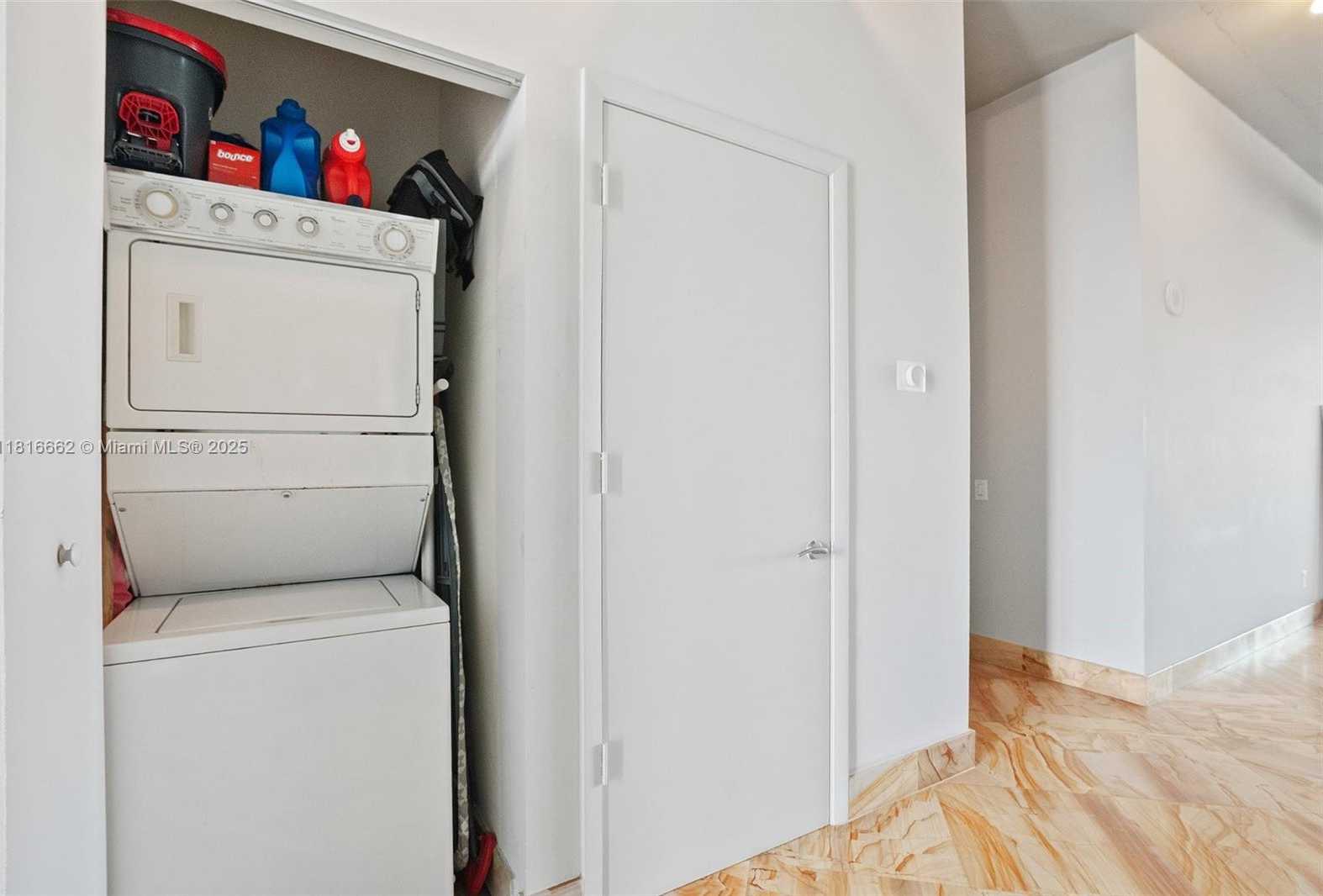 Small Image of 3029 NORTH EAST 188TH ST #821, Aventura Number 26