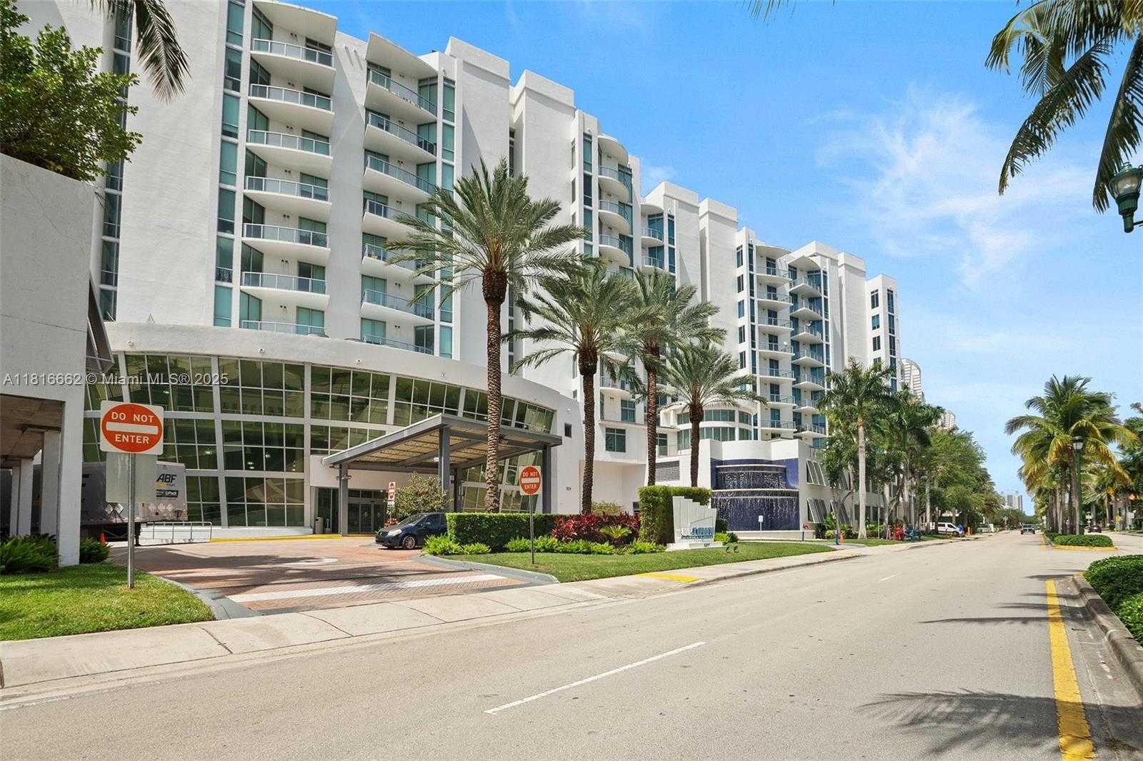 Small Image of 3029 NORTH EAST 188TH ST #821, Aventura Number 42