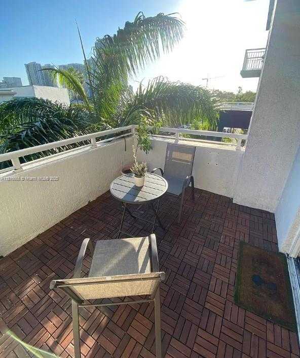Small Image of 275 NORTH EAST 18TH ST #402, Miami Number 2