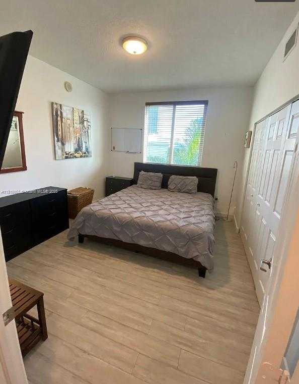 Small Image of 275 NORTH EAST 18TH ST #402, Miami Number 22