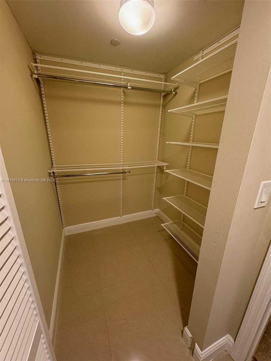 Small Image of 4100 SALZEDO ST #910, Coral Gables Number 10