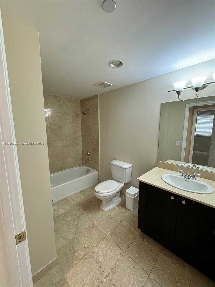 Small Image of 4100 SALZEDO ST #910, Coral Gables Number 14