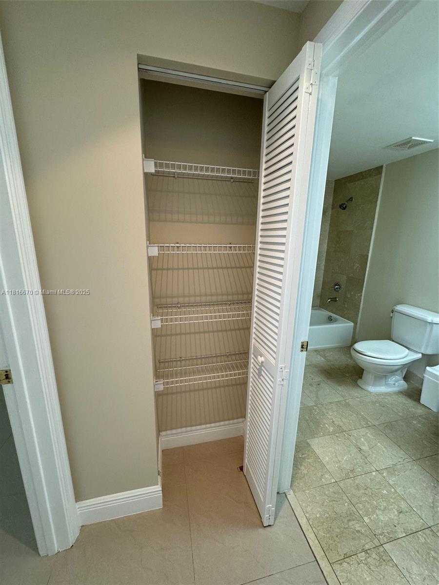 Small Image of 4100 SALZEDO ST #910, Coral Gables Number 15