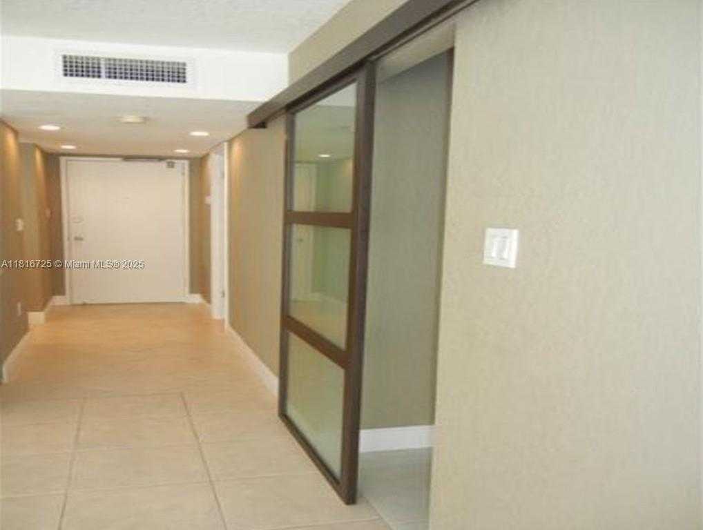 Small Image of 18051 BISCAYNE BLVD #1403, Aventura Number 12
