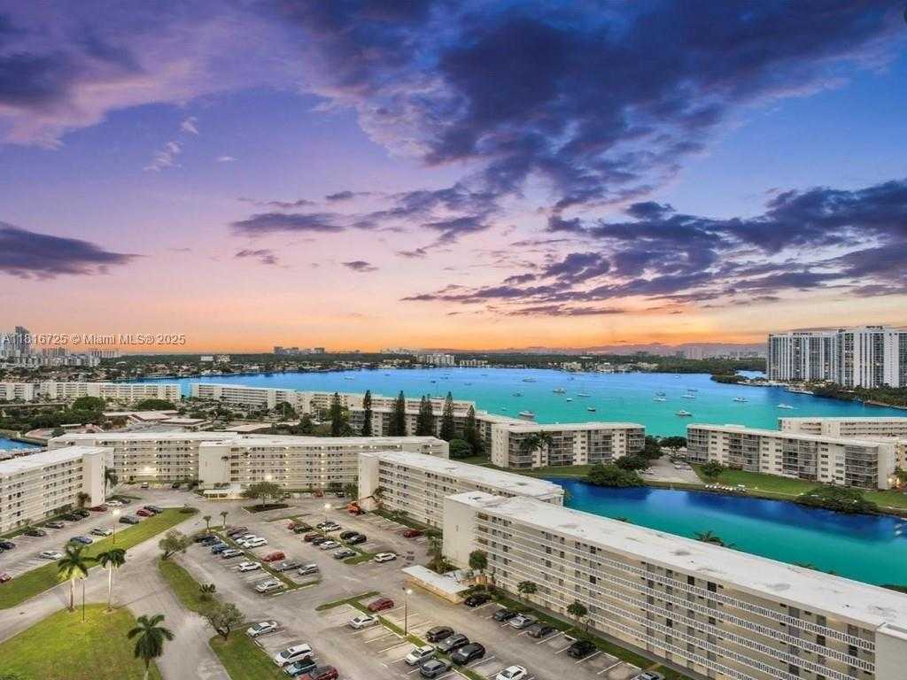 Small Image of 18051 BISCAYNE BLVD #1403, Aventura Number 25