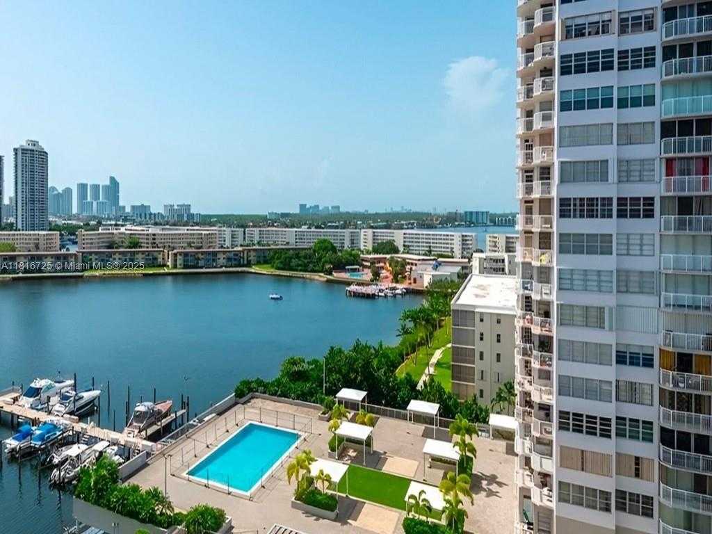 Small Image of 18051 BISCAYNE BLVD #1403, Aventura Number 4