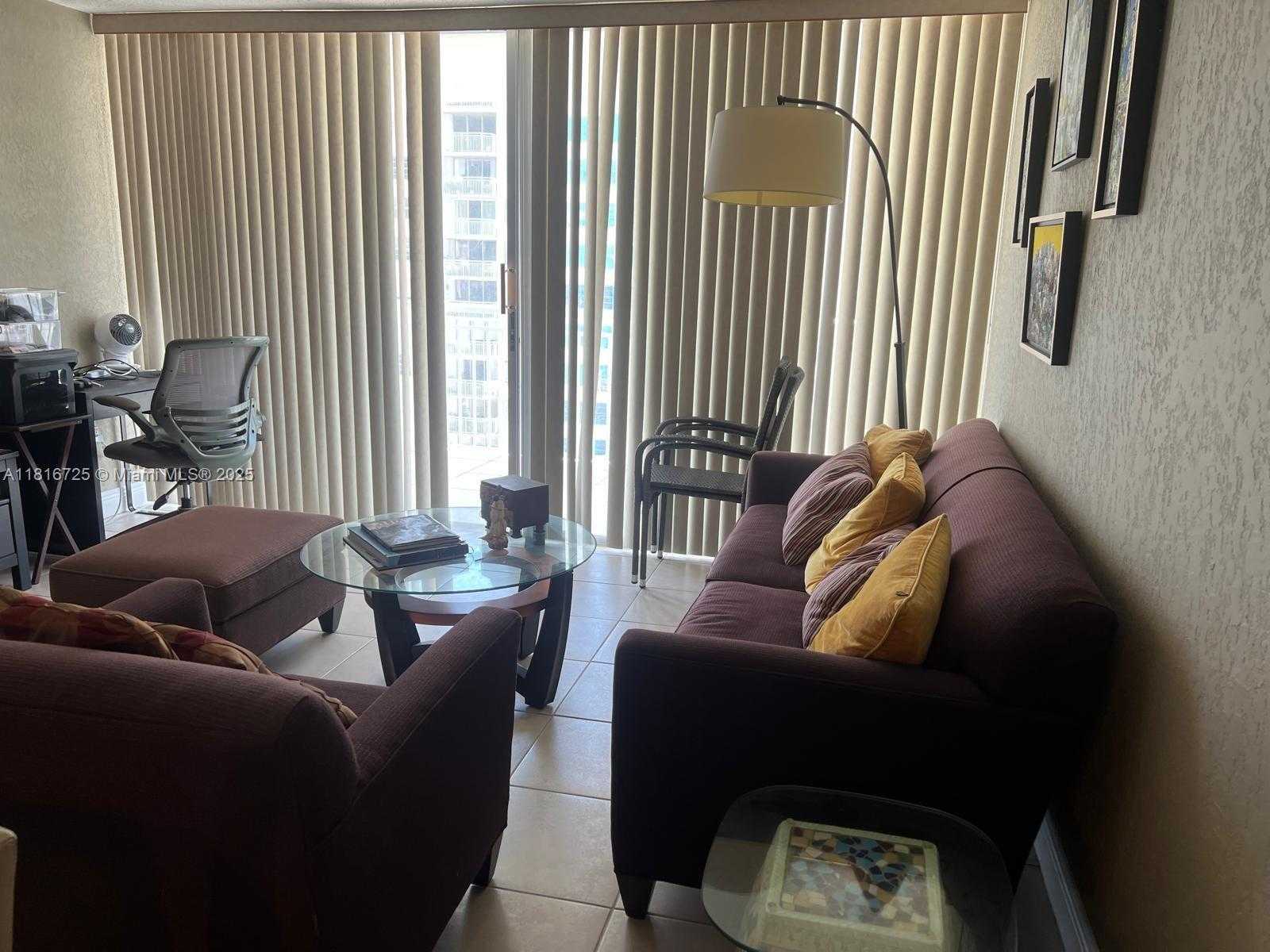 Small Image of 18051 BISCAYNE BLVD #1403, Aventura Number 40